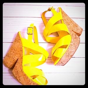 Yellow wedge shoe